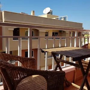 https://los-abrigos-la-arena.in-canary-islands.com